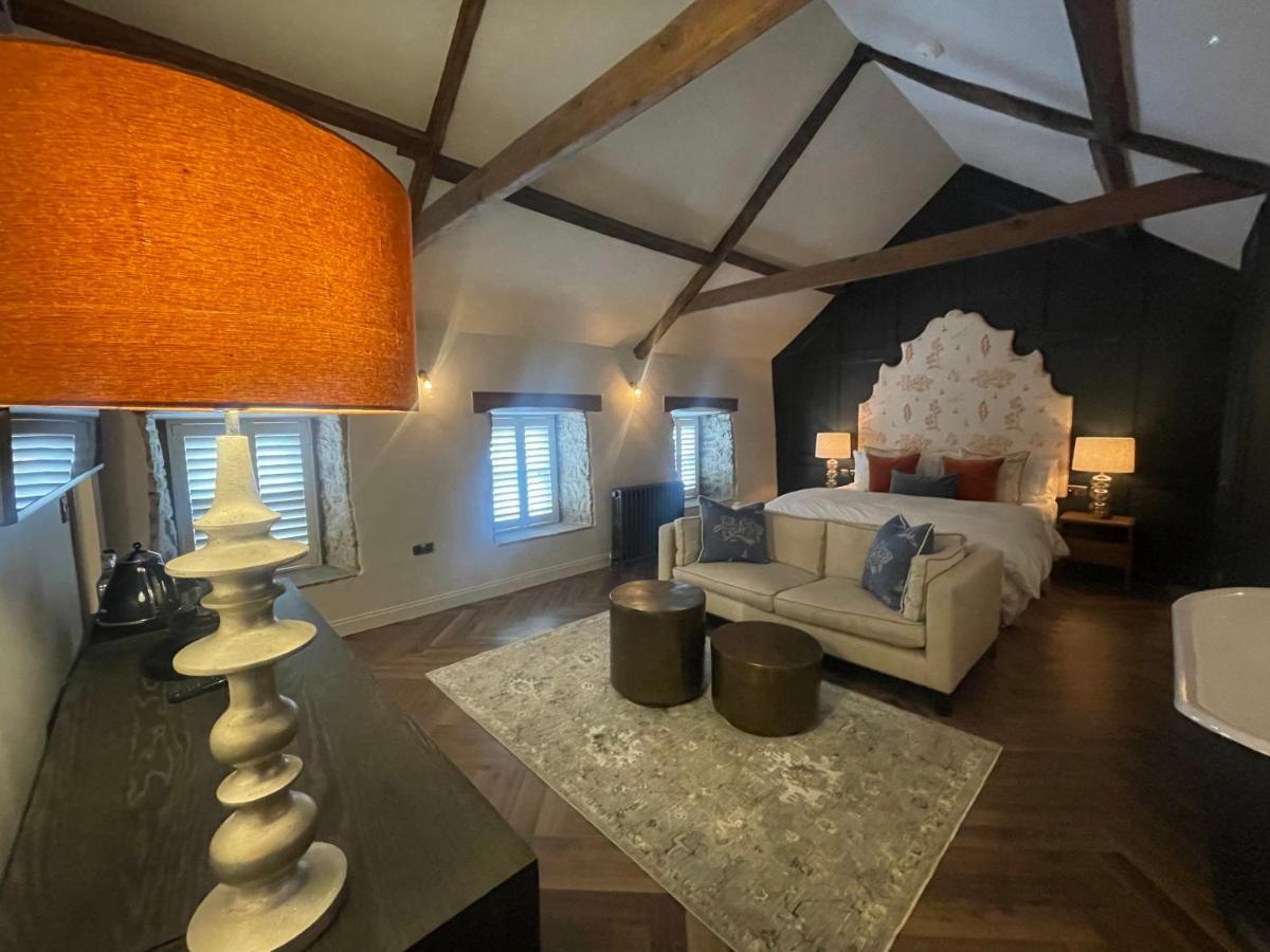 Bed and Breakfast The Hideaway Saint Brides Major Экстерьер фото
